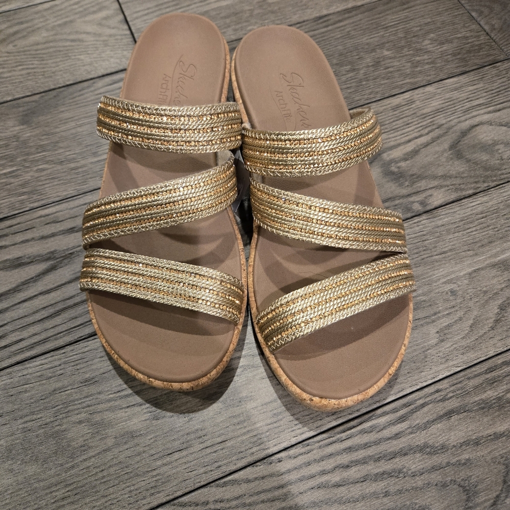 Sketchers Metallic Wedge Sandal/Slide